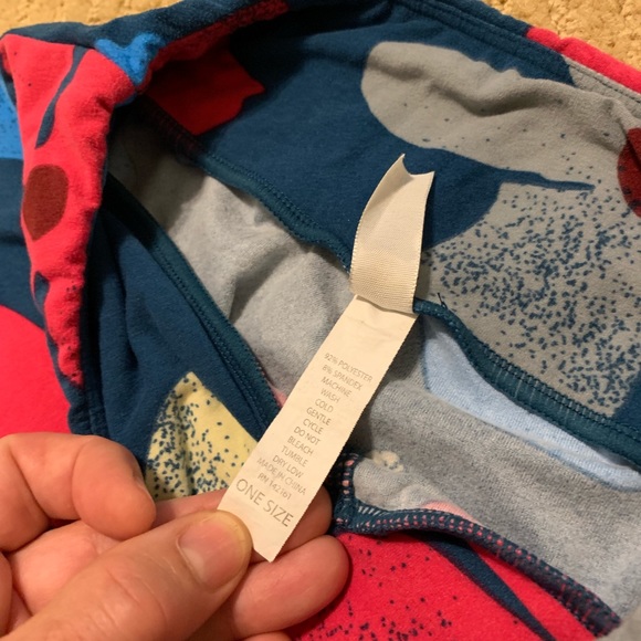 EUC💕LuLaRoe OS Large Flower Leggings - Picture 5 of 7